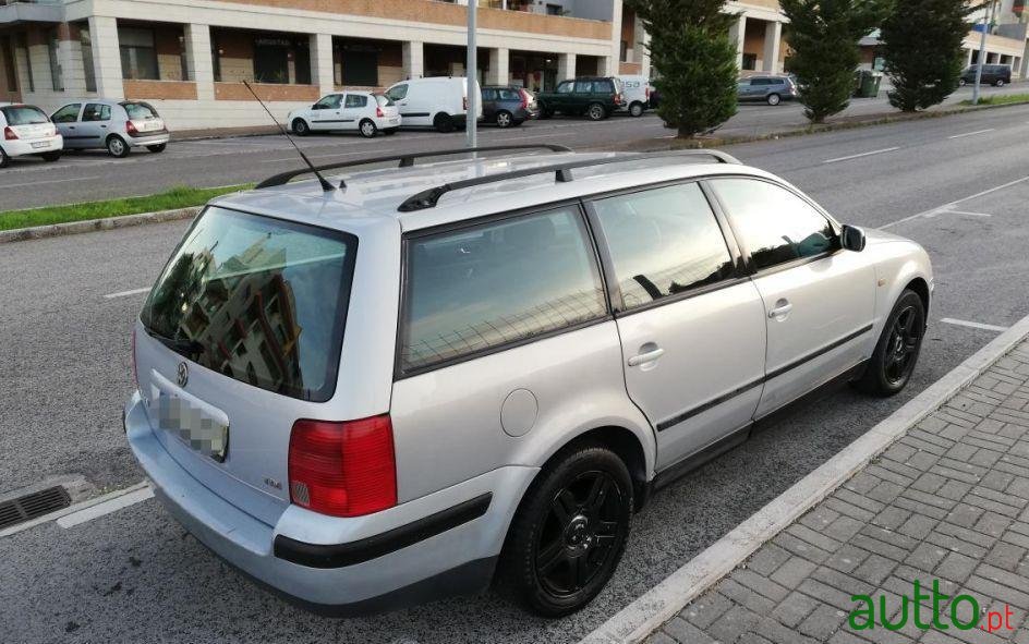 1999' Volkswagen Passat Variant photo #3