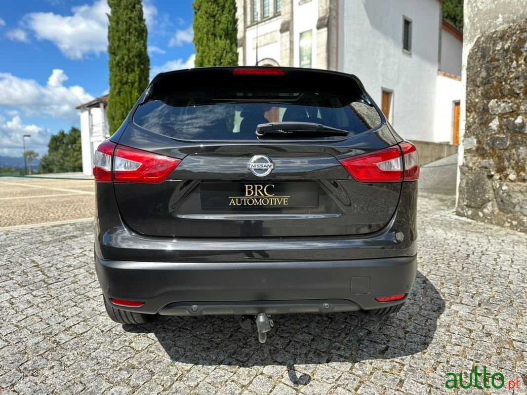 2015' Nissan Qashqai photo #3