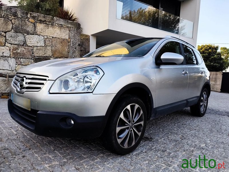 2010' Nissan Qashqai photo #1