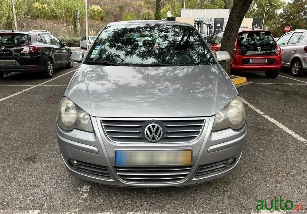 2008' Volkswagen Polo photo #1