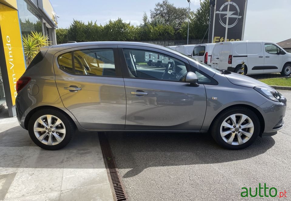2017' Opel Corsa photo #4