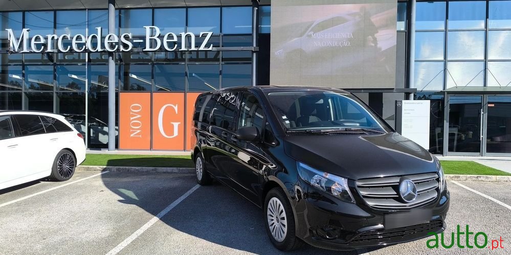 2023' Mercedes-Benz Vito Tourer photo #3