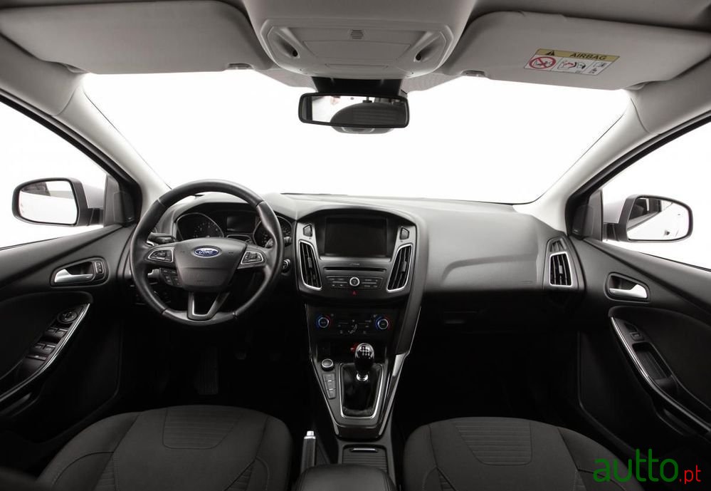 2018' Ford Focus Sw photo #6