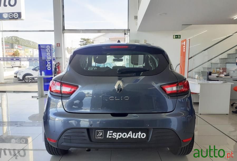 2017' Renault Clio photo #4