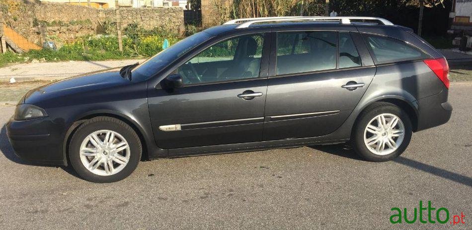 2005' Renault Laguna Grandtour photo #1