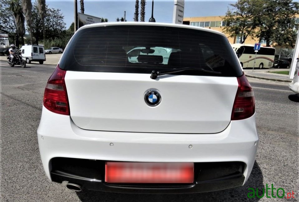 2009' BMW 118 photo #5