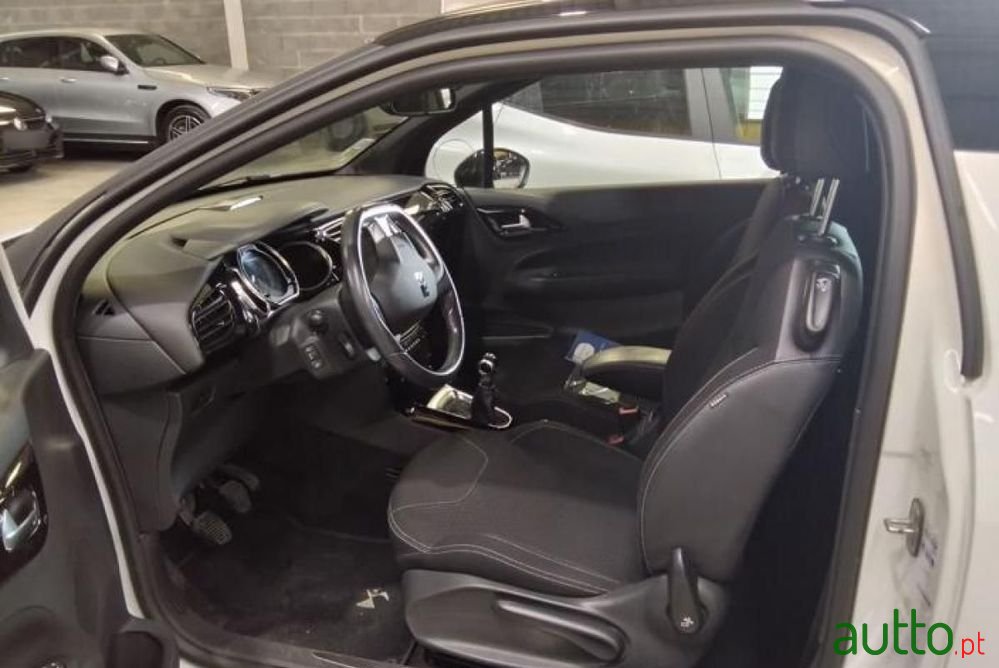 2014' Citroen DS3 photo #4