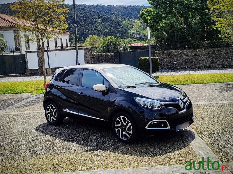 2014' Renault Captur Tce 90 Evolution photo #4