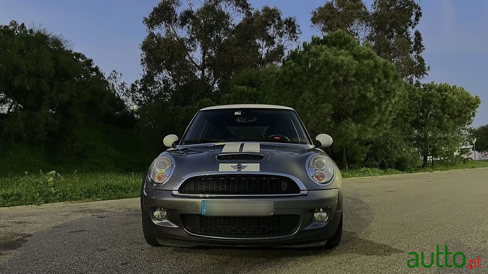 2008' MINI Cooper S Coupe photo #3