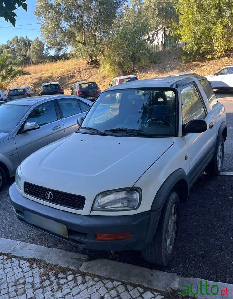 1998' Toyota RAV4 photo #1