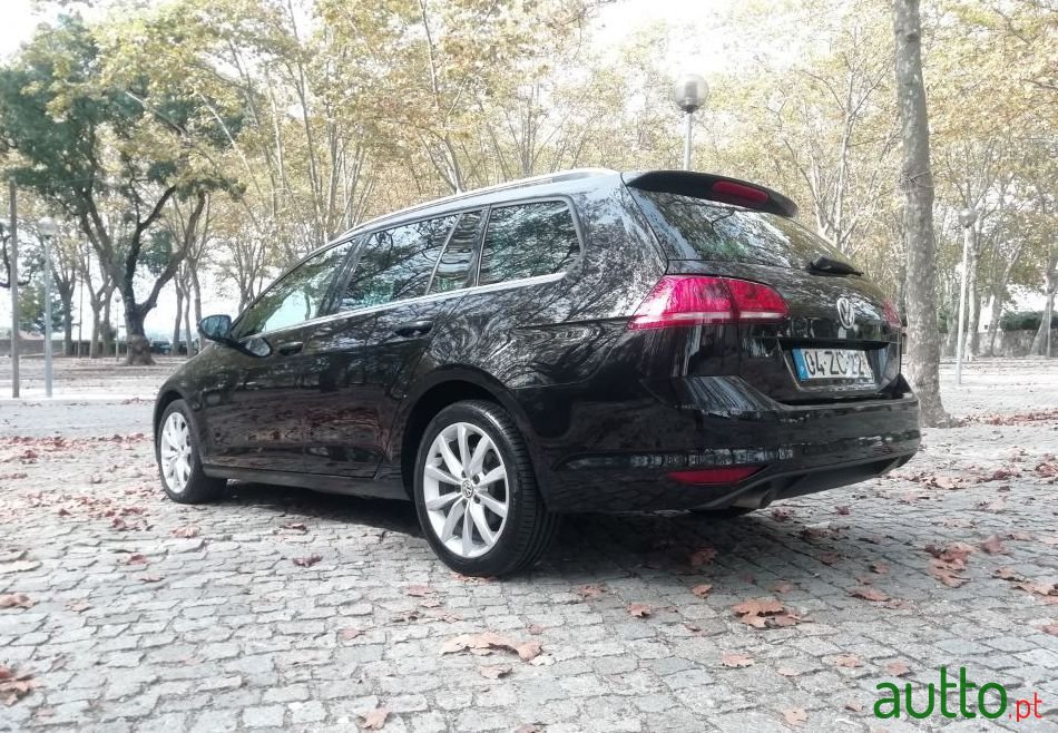 2016' Volkswagen Golf Variant photo #3