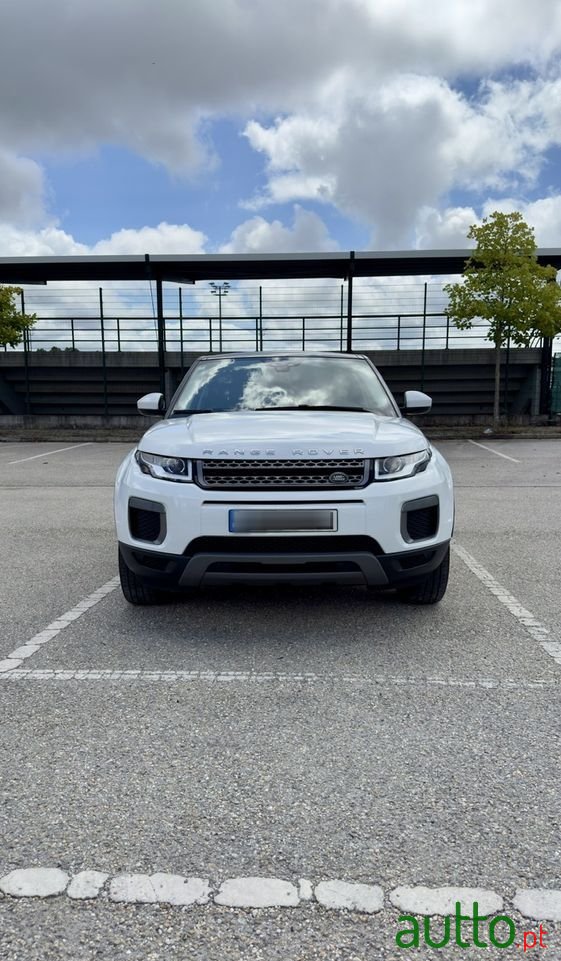 2017' Land Rover Range Rover Evoque photo #2