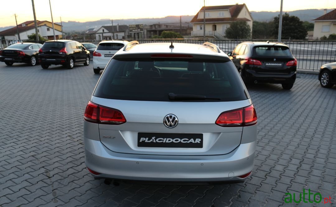 2013' Volkswagen Golf photo #6