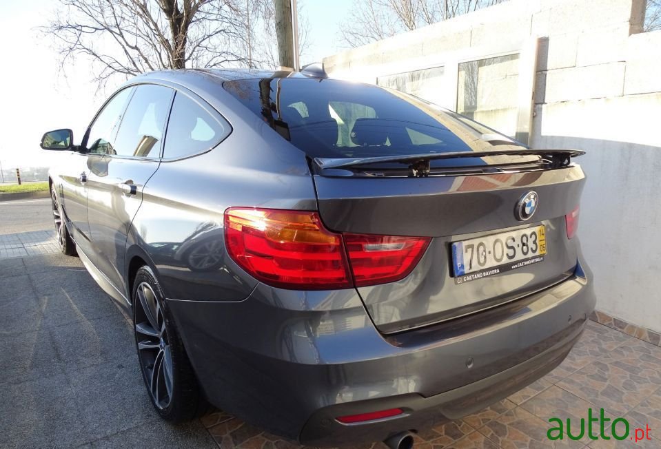 2014' BMW 320 Gran Turismo photo #2