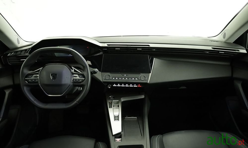 2024' Peugeot 308 photo #6