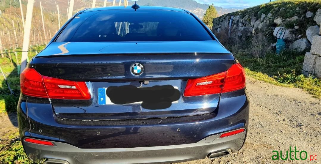 2017' BMW 530 photo #5