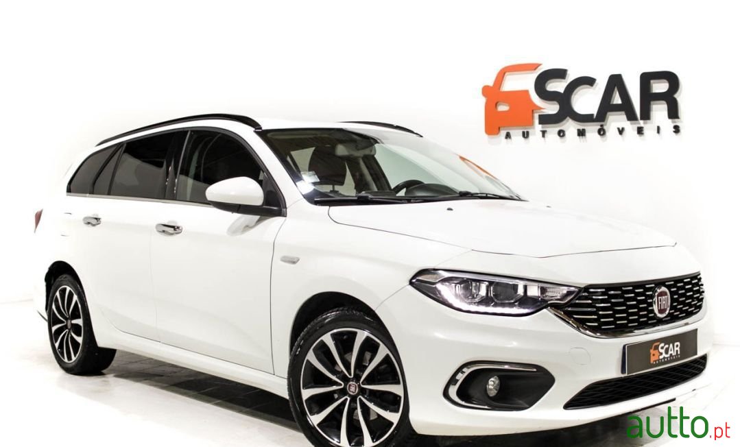 2018' Fiat Tipo Station Wagon photo #1