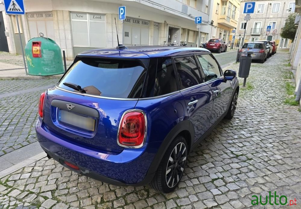 2020' MINI One 5 Portas photo #6