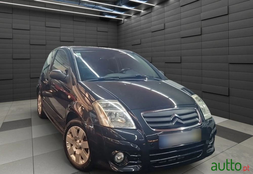 2008' Citroen C2 1.1 Vtr photo #2