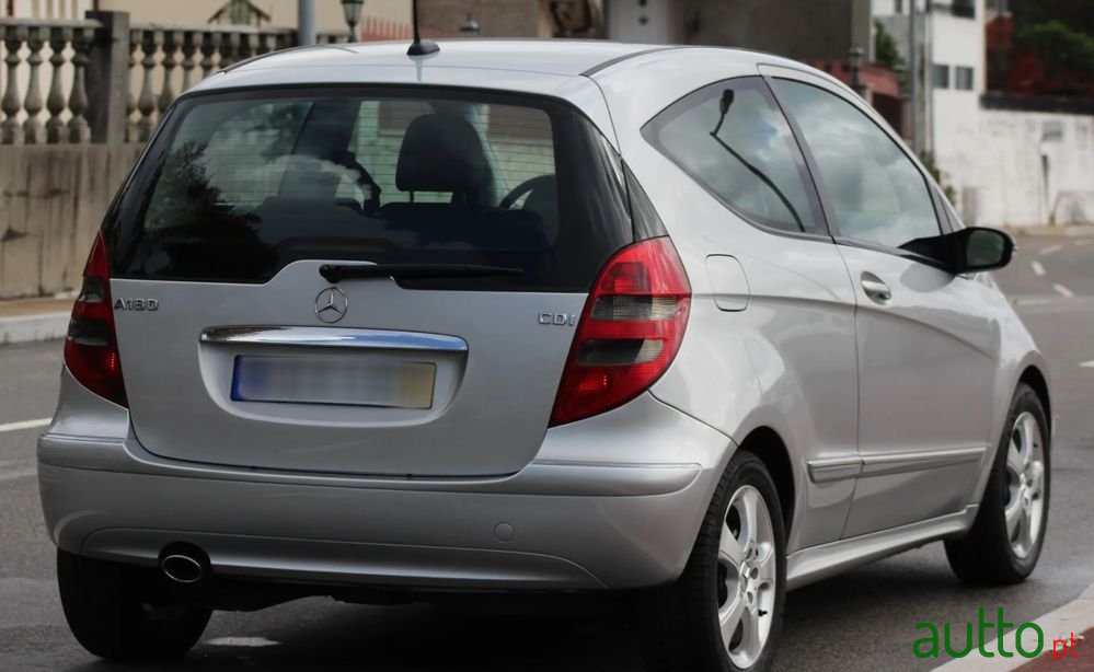 2006' Mercedes-Benz A 180 photo #6