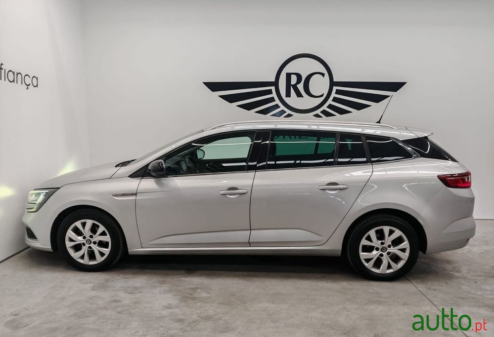 2019' Renault Megane Sport Tourer photo #3