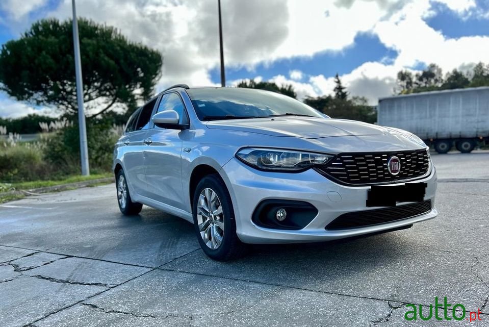 2019' Fiat Tipo photo #1