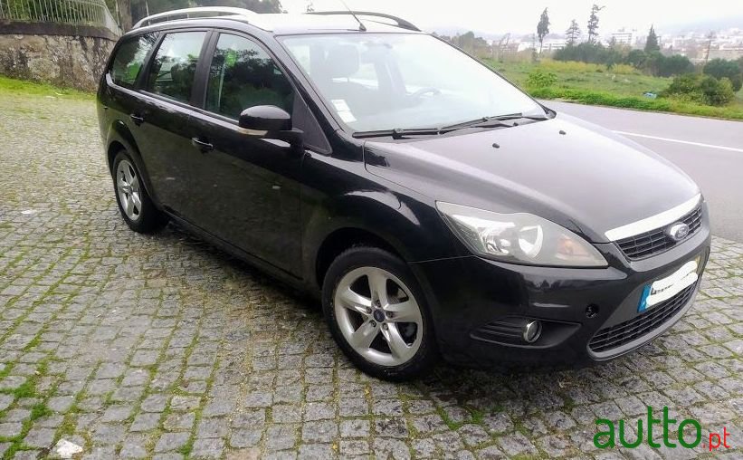 2008' Ford Focus Sw photo #2