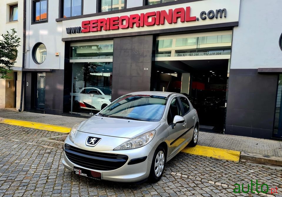 2008' Peugeot 207 photo #1