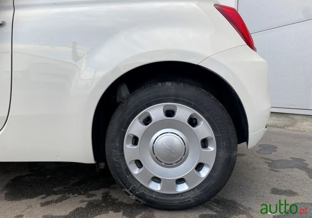 2022' Fiat 500 1.0 Hybrid Club photo #4