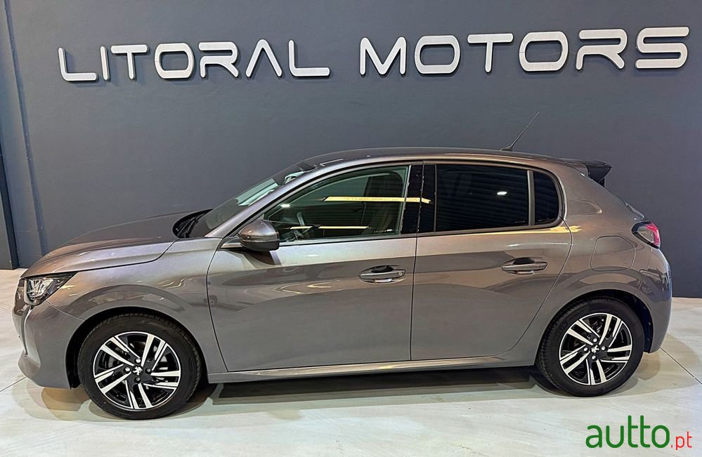 2022' Peugeot 208 Puretech photo #5