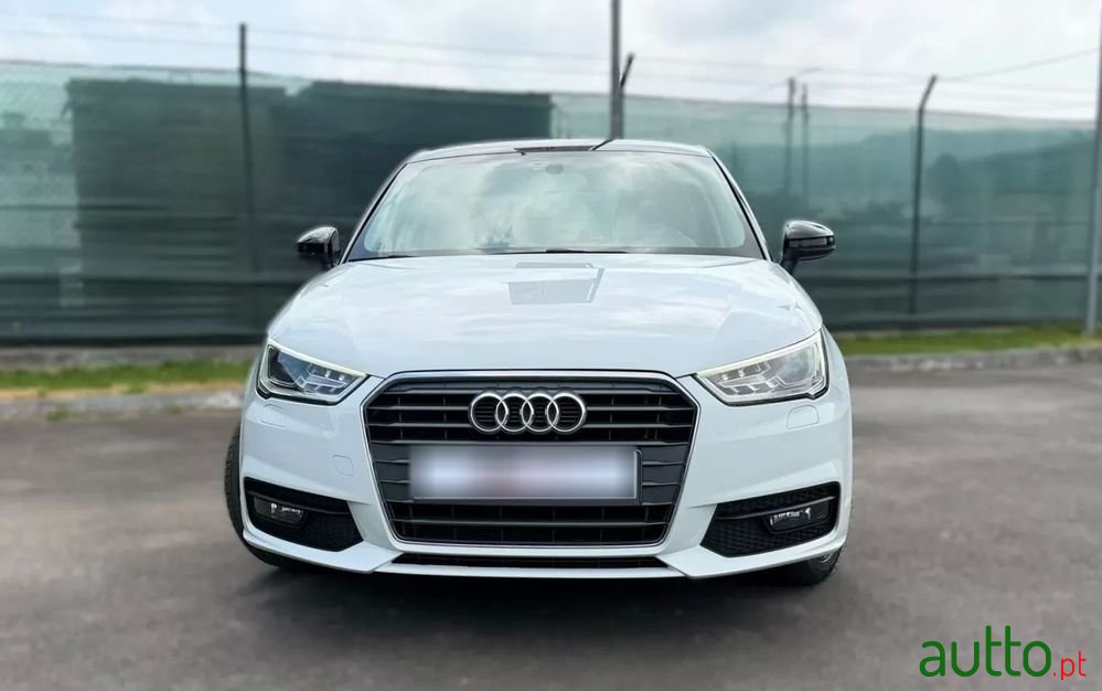 2016' Audi A1 Sportback photo #2