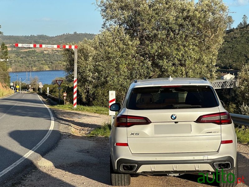 2020' BMW Série X 45 E Xdrive Pack M photo #3
