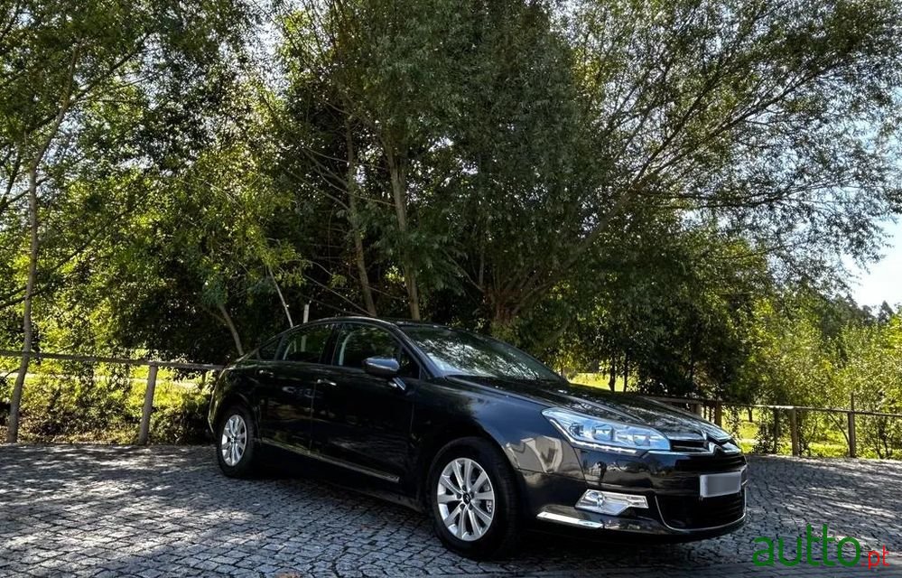 2014' Citroen C5 photo #2