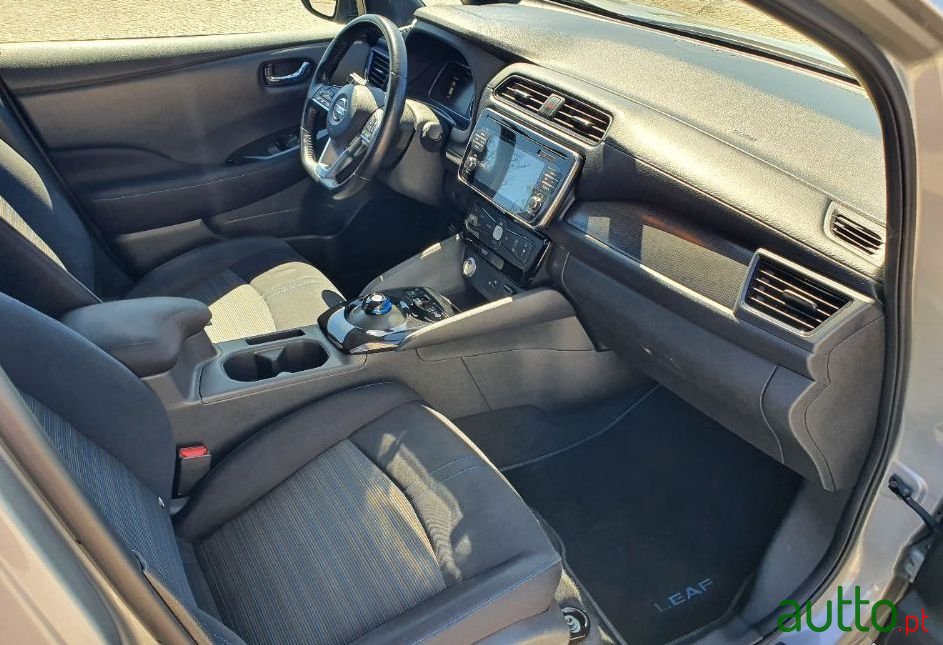 2019' Nissan Leaf photo #3