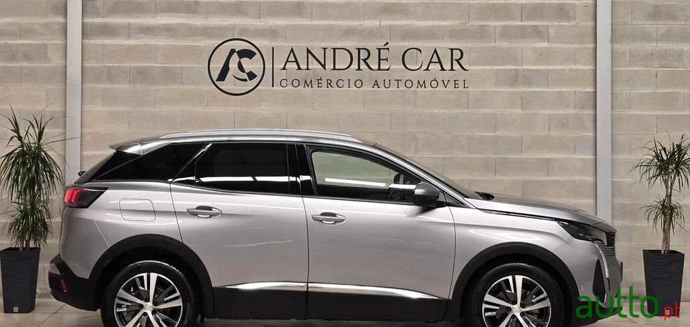 2021' Peugeot 3008 photo #5