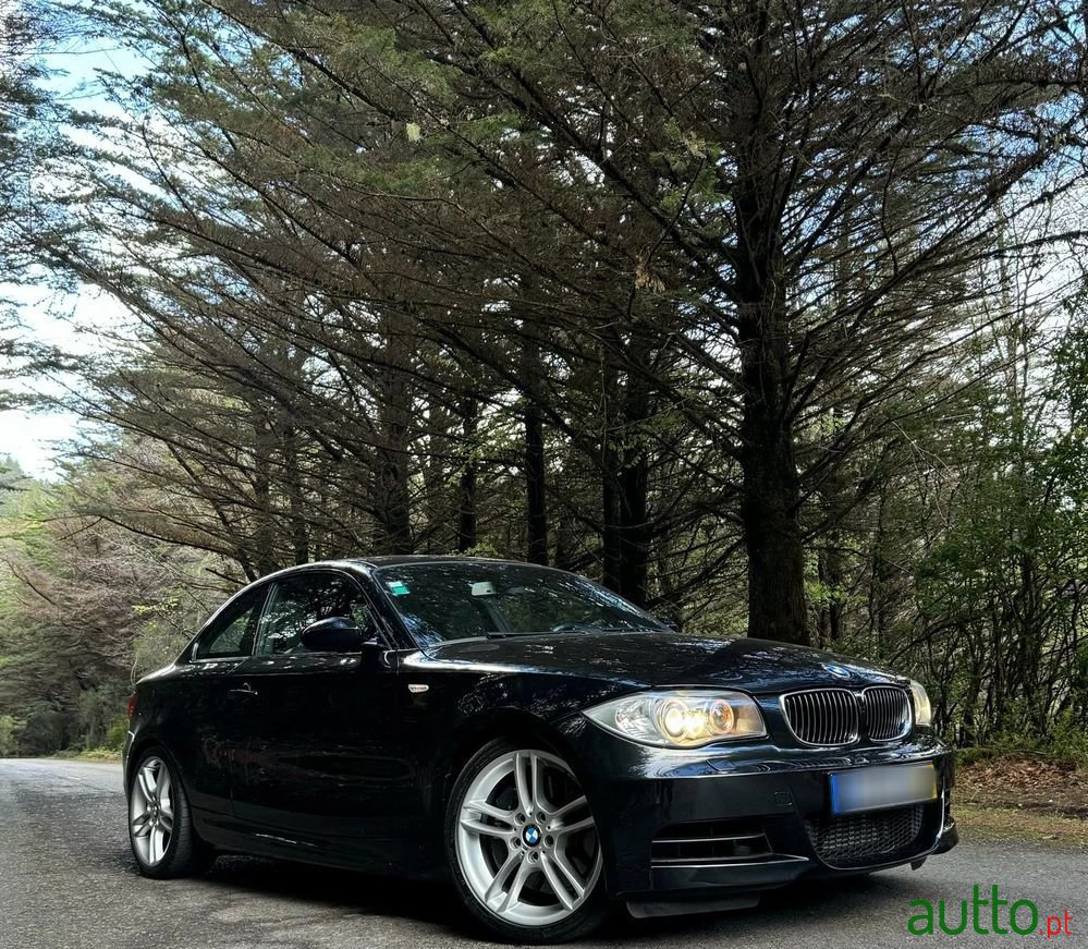 2009' BMW 135 Ia photo #5