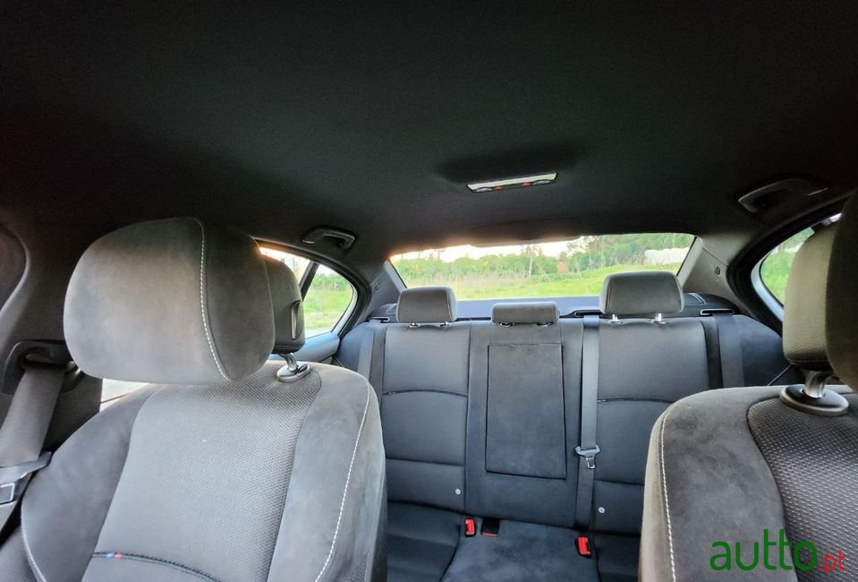 2013' BMW 525 photo #6