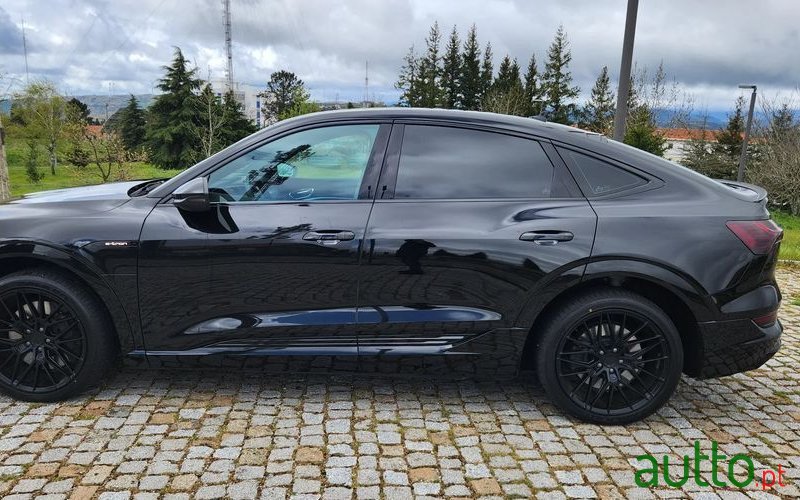 2022' Audi e-tron Sportback photo #2