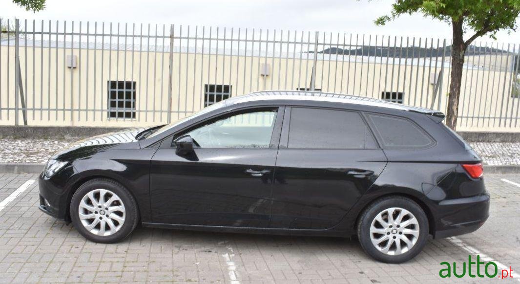 2016' SEAT Leon St photo #3