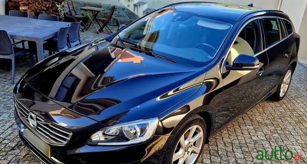 2013' Volvo V60 photo #2