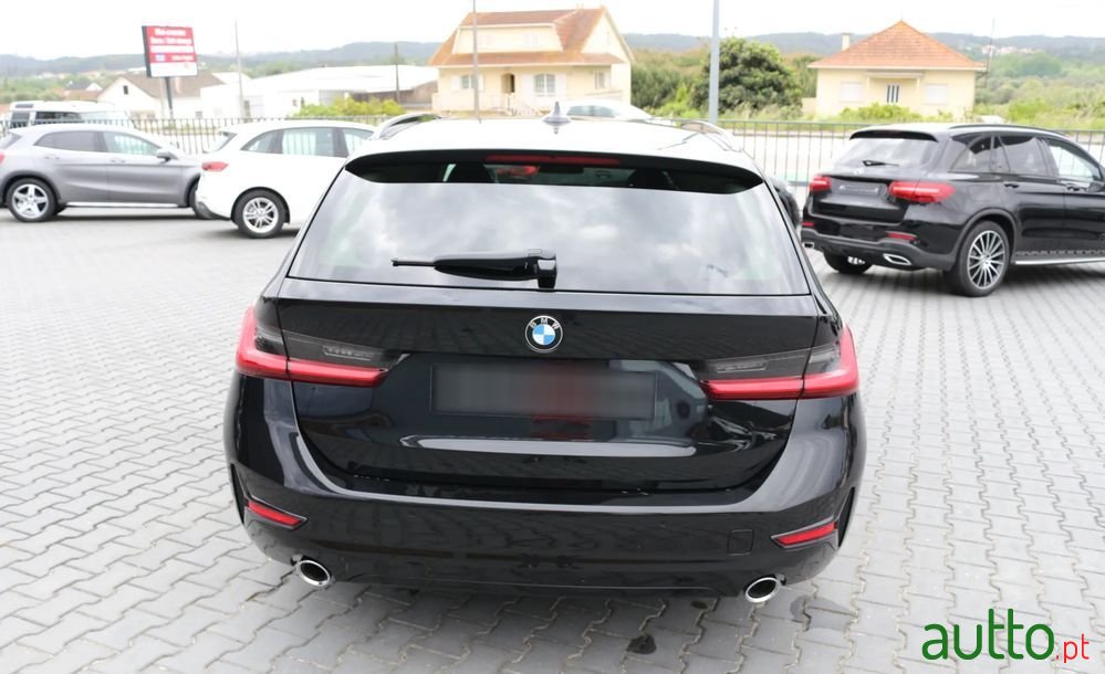 2020' BMW Série 3 photo #6
