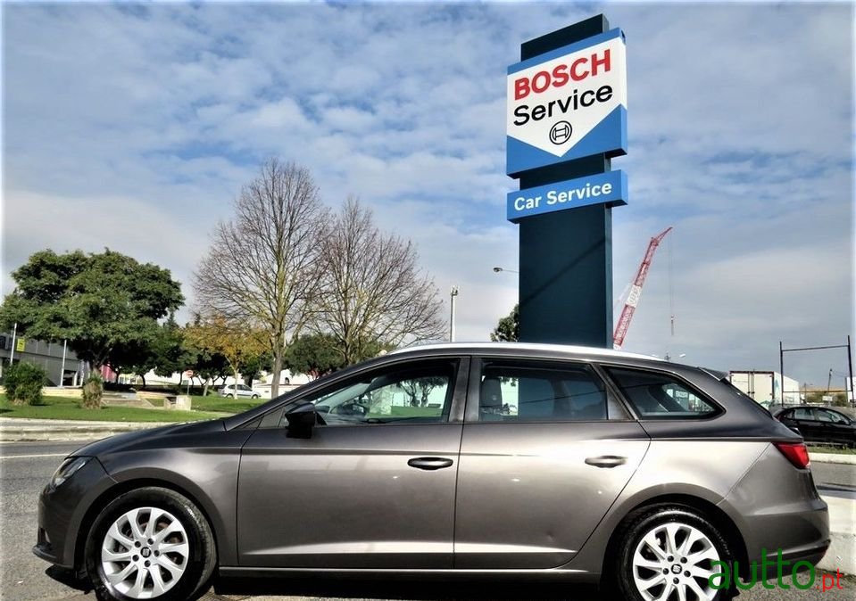 2016' SEAT Leon-St photo #3