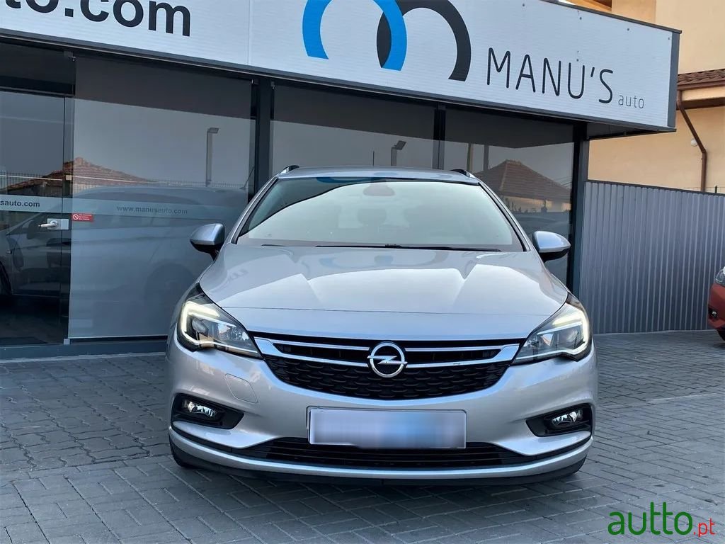 2017' Opel Astra Sports Tourer photo #2