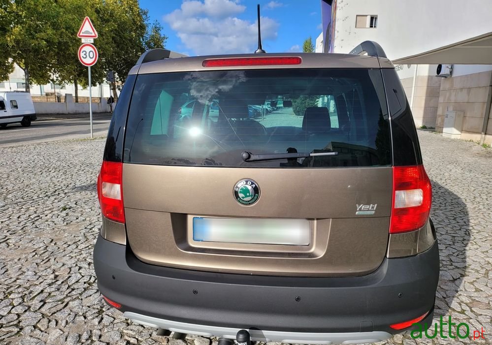 2012' Skoda Yeti photo #2