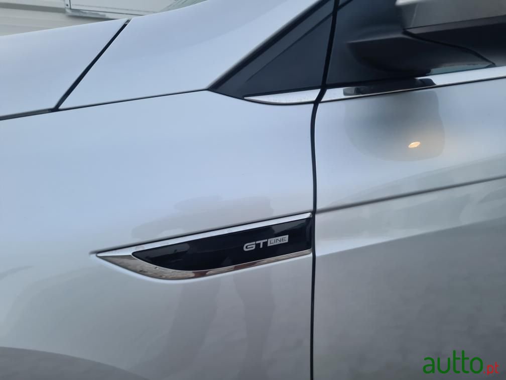 2016' Renault Megane Sport Tourer photo #3