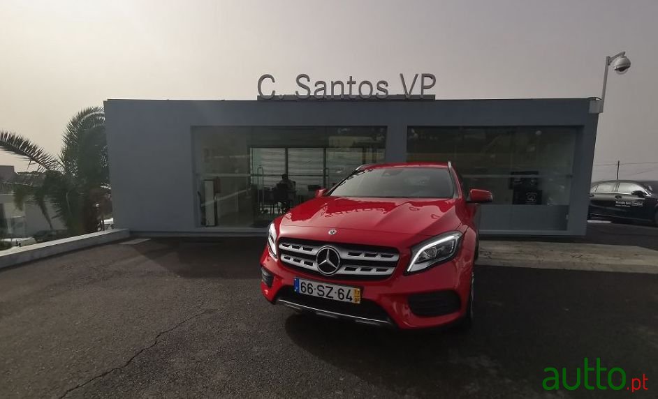 2017' Mercedes-Benz Gla-220 photo #2