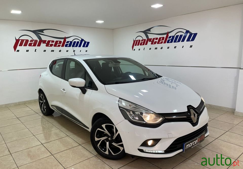 2017' Renault Clio photo #3