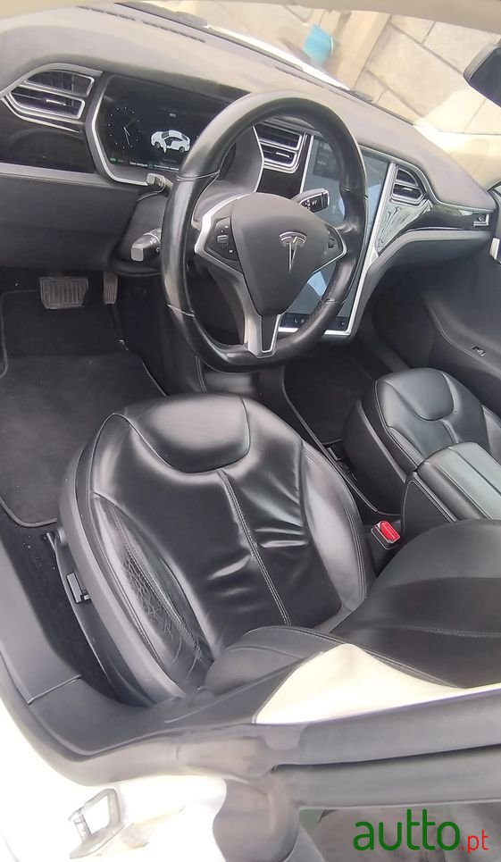 2014' Tesla Model S photo #5