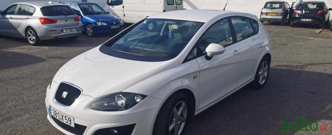 2010' SEAT Leon Sport photo #1