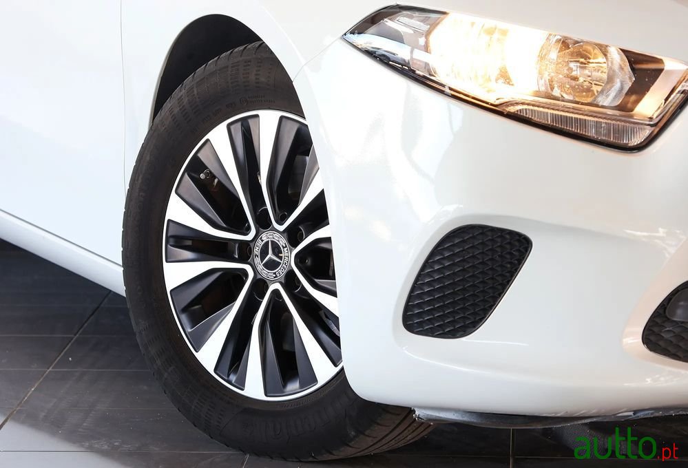 2021' Mercedes-Benz Classe A D Style photo #6